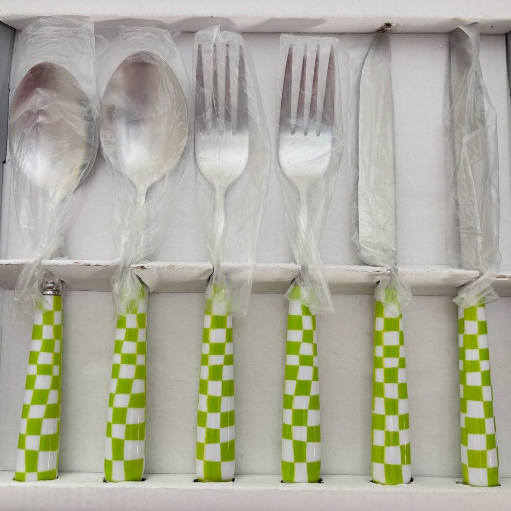 6 Piece Cutlery Set - Green Checkerboard